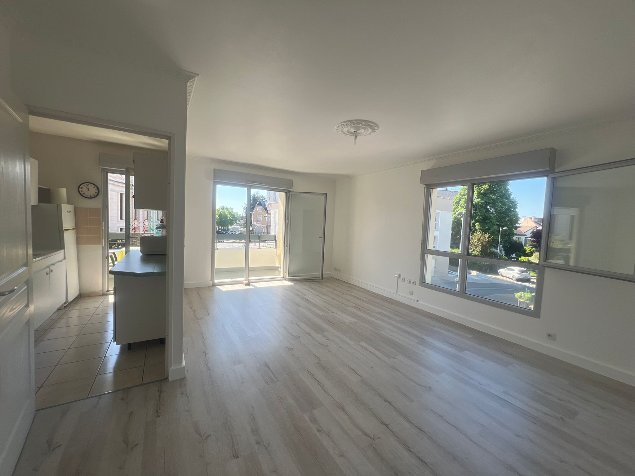 TYPE 3 AVEC BALCON TERRASSE ET DOUBLE GARAGE
